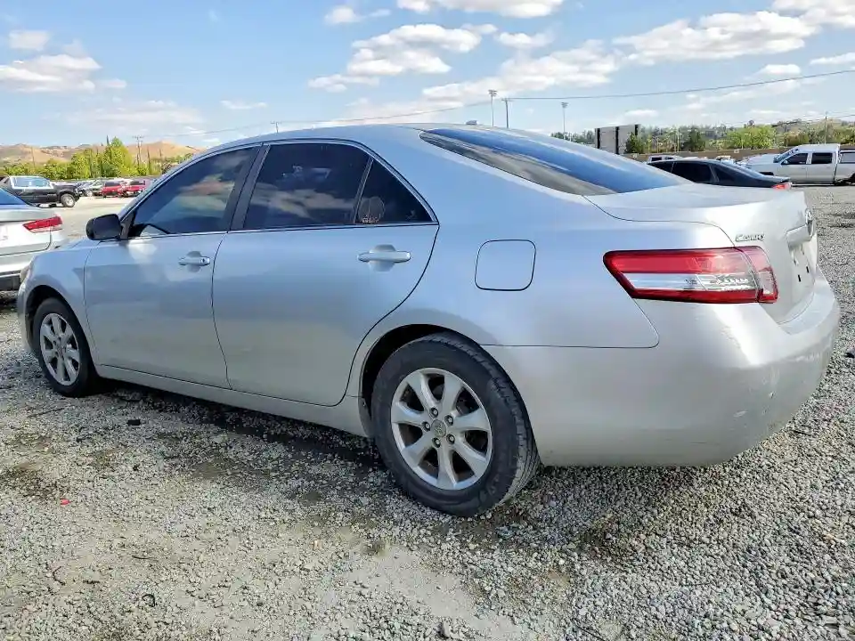 4T1BF3EK9AU111073 2010 TOYOTA CAMRY-1