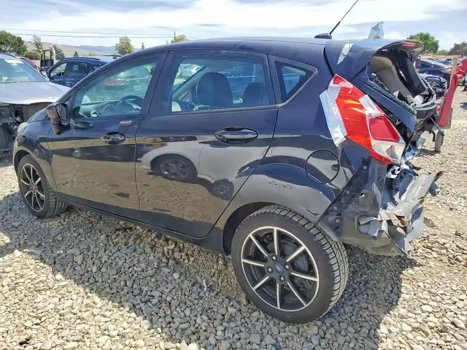 3FADP4EJ2FM221228 2015 FORD FIESTA-1