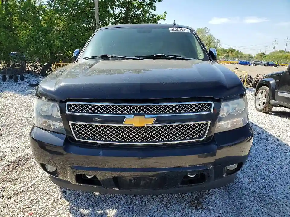 1GNSKCE00CR145558 2012 CHEVROLET TAHOE-4