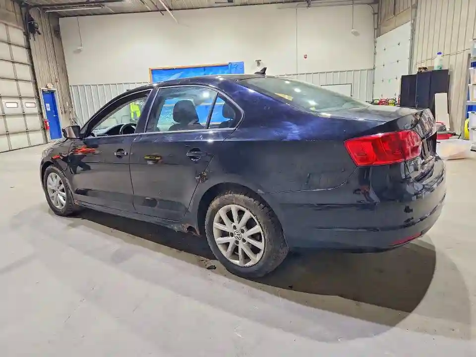 3VWDP7AJ3CM357975 2012 VOLKSWAGEN JETTA-1