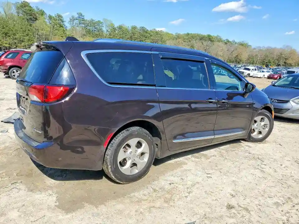 2C4RC1L73JR125059 2018 CHRYSLER PACIFICA-2