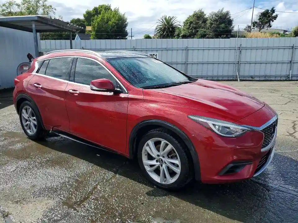 SJKCH5CP6KA007590 2019 INFINITI QX30-3