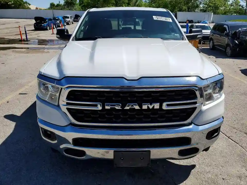 1C6RREBG2NN372882 2022 RAM 1500-4