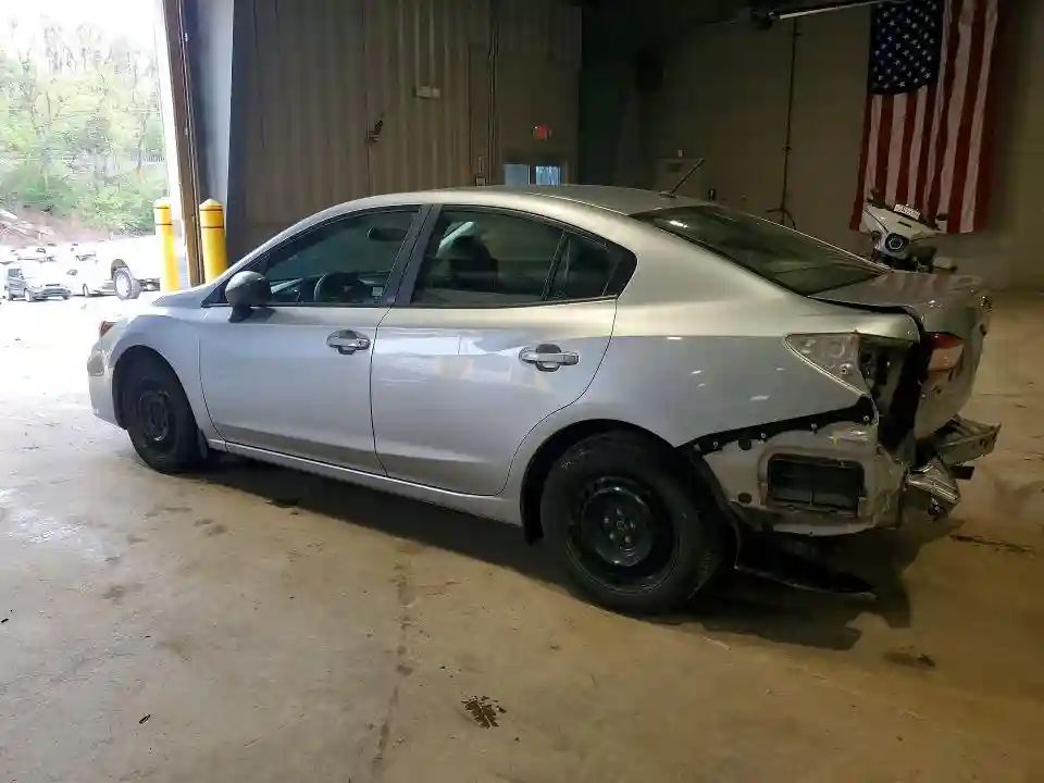 4S3GKAA66J3615122 2018 SUBARU IMPREZA-1