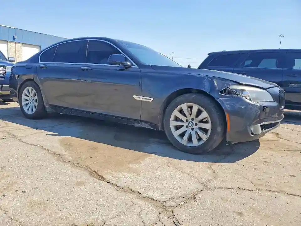WBAKC6C5XBC395118 2011 BMW 7 SERIES-3