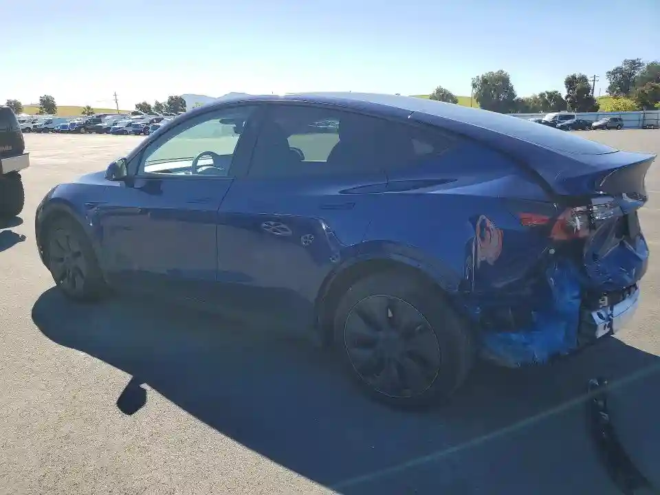 7SAYGAEE4RF126551 2024 TESLA MODEL Y-1