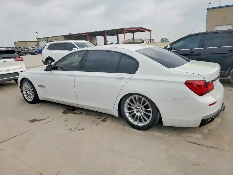 WBAYE8C5XFD781571 2015 BMW 7 SERIES-1
