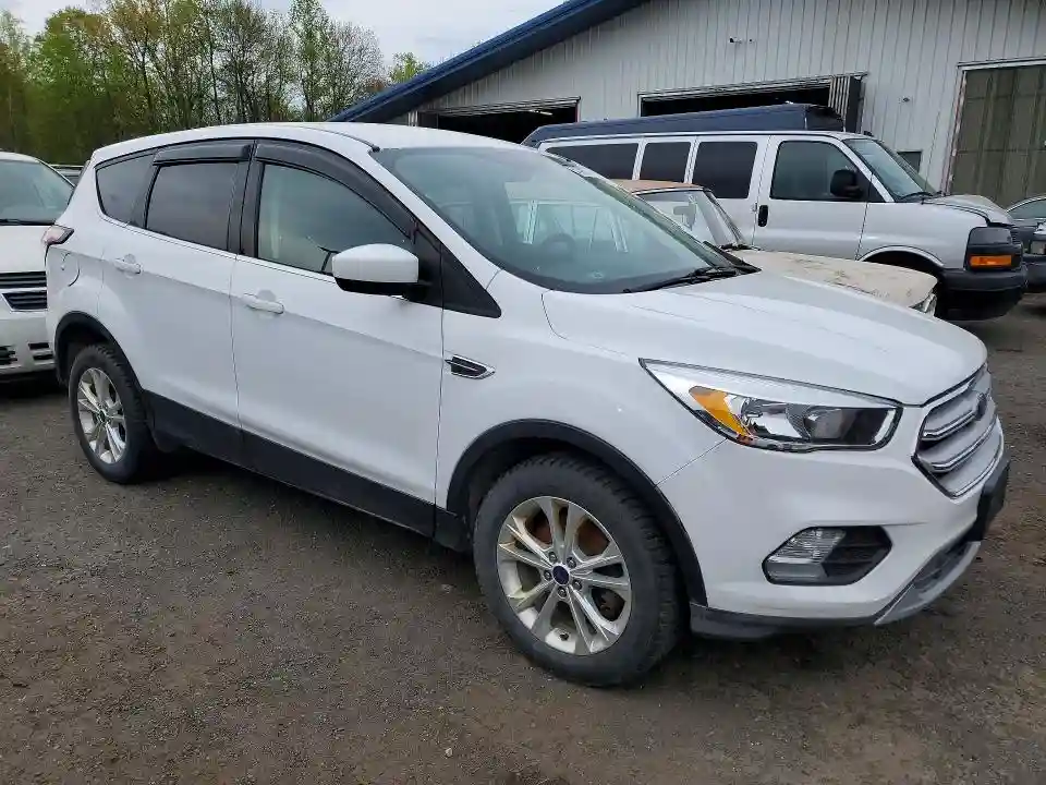 1FMCU9GDXHUD43672 2017 FORD ESCAPE-3