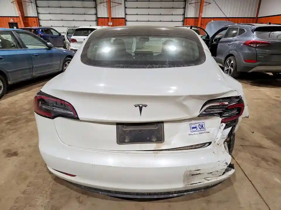 5YJ3E1EB4NF296213 2022 TESLA MODEL 3-5