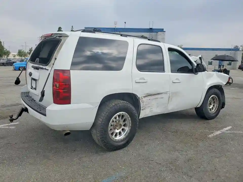 1GNSKBE04CR130667 2012 CHEVROLET TAHOE-2