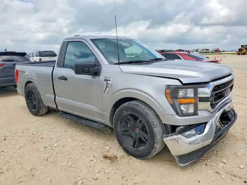 1FTMF1E59PKF44232 2023 FORD F150-3