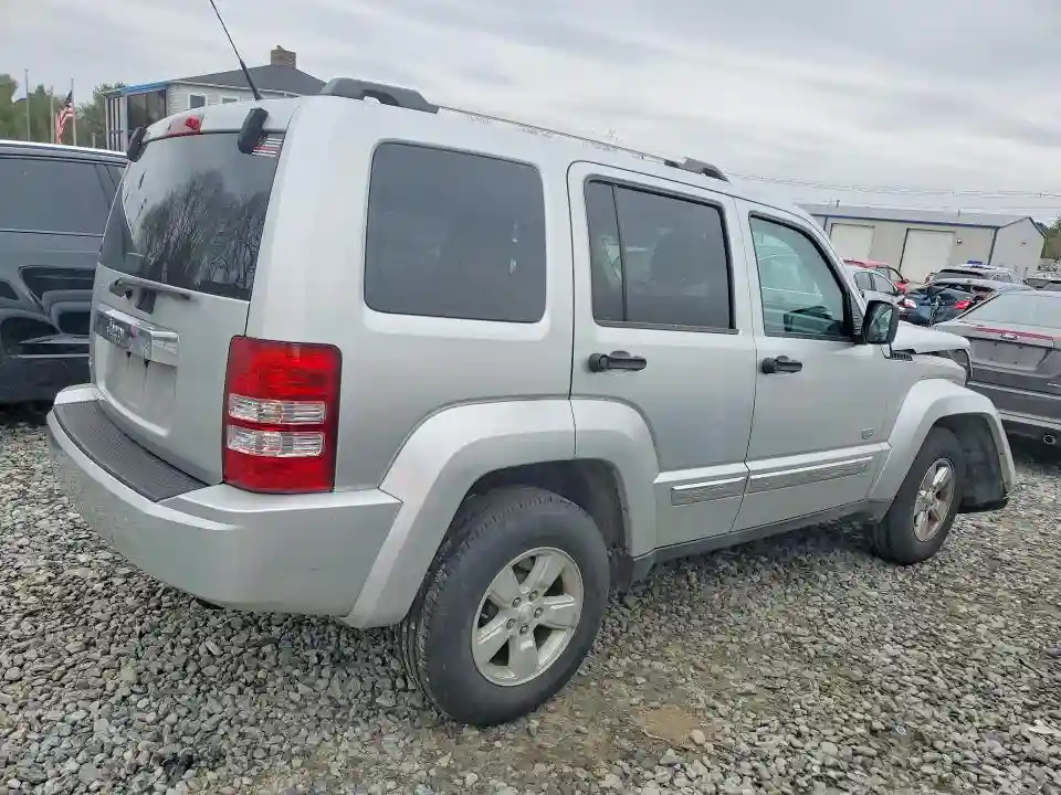 1J4PN2GK9BW558619 2011 JEEP LIBERTY-2