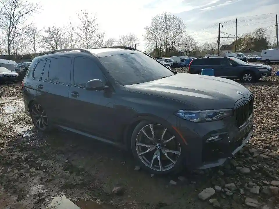 5UXCX6C05N9M60392 2022 BMW X7-3