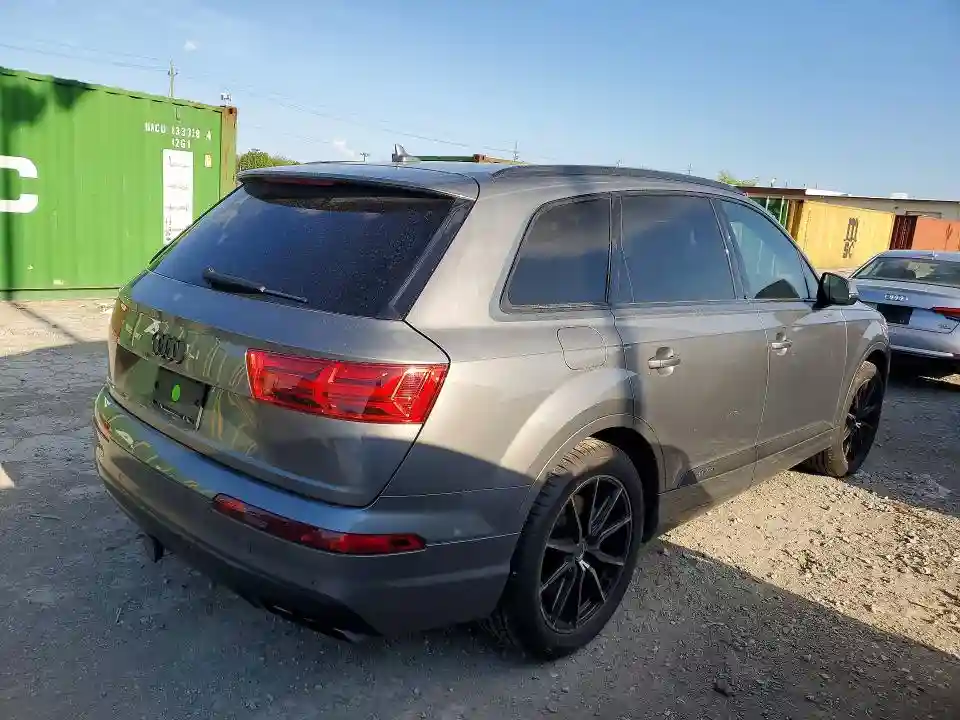 WA1LAAF72HD006000 2017 AUDI Q7-2