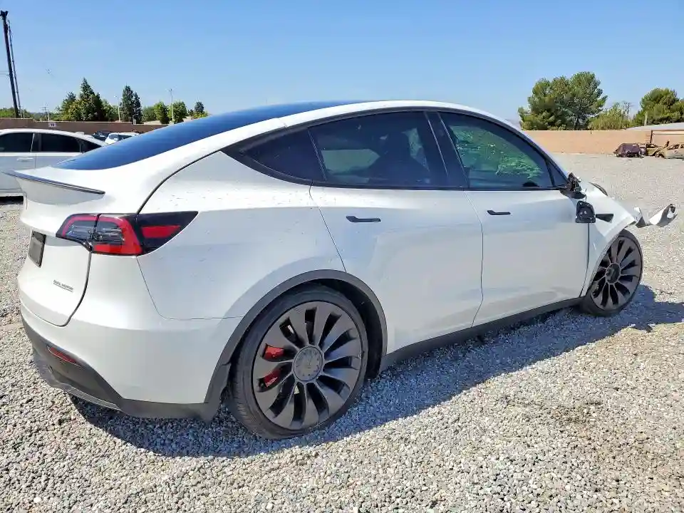 7SAYGDEF9RF072254 2024 TESLA MODEL Y-2