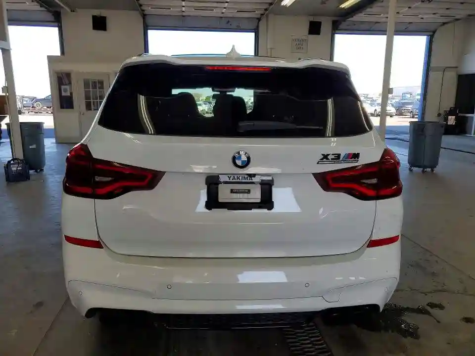 5YMTS0C02LLT10678 2020 BMW X3-5