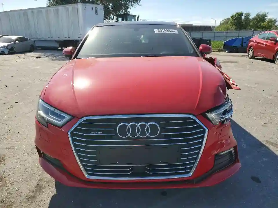 WAUTPBFF9HA036370 2017 AUDI A3-4