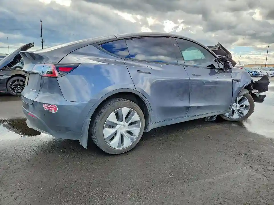 7SAYGDEE3PF905034 2023 TESLA MODEL Y-2