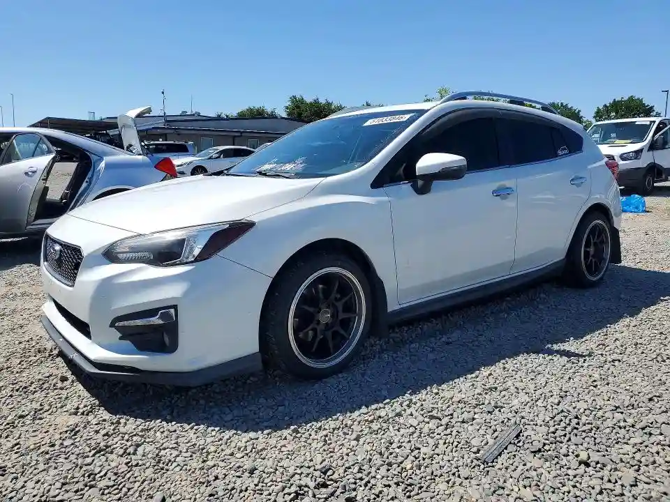 4S3GTAT65J3707395 2018 SUBARU IMPREZA-0