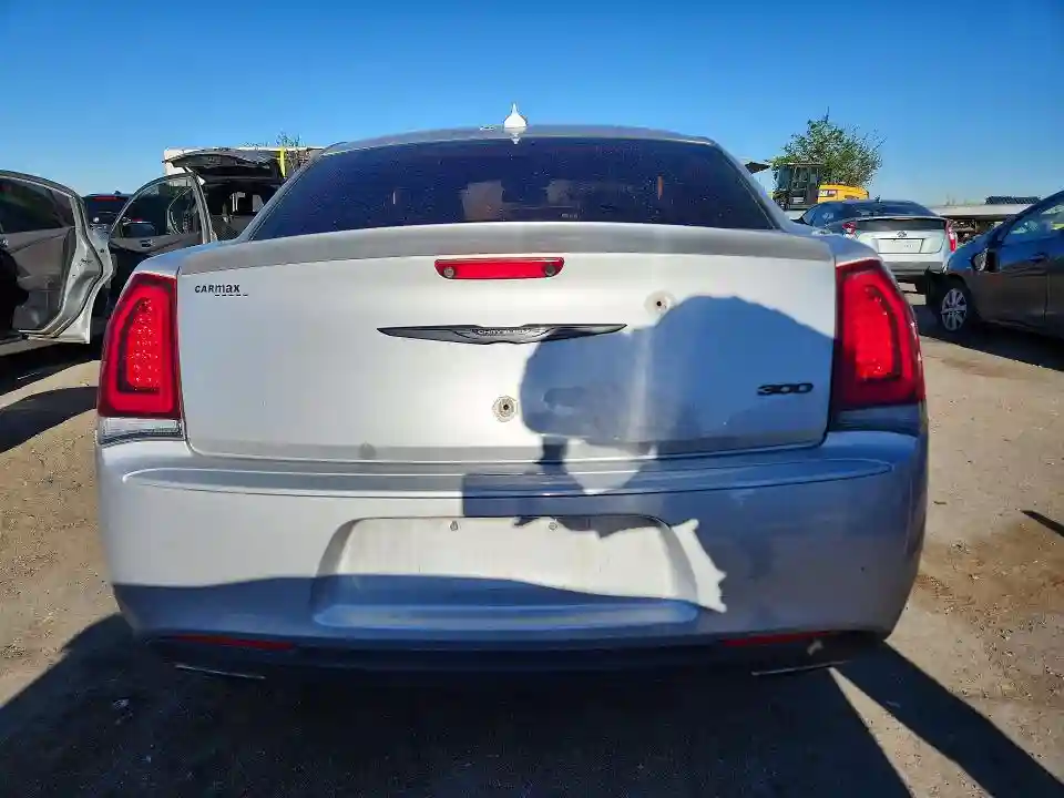 2C3CCAAG5MH530511 2021 CHRYSLER 300-5