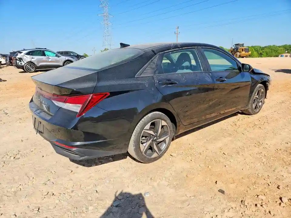 KMHLS4AG8PU612262 2023 HYUNDAI ELANTRA-2