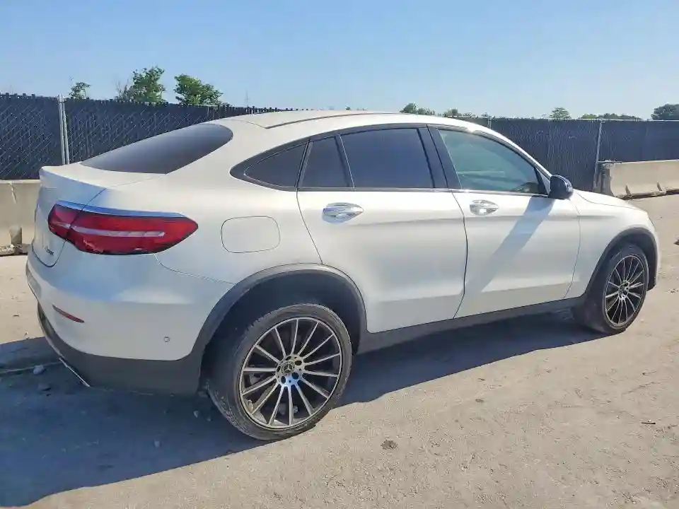WDC0J4KB5KF639150 2019 MERCEDES-BENZ GLC-CLASS-2