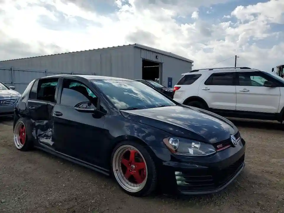 3VW4T7AUXFM083989 2015 VOLKSWAGEN GTI-3