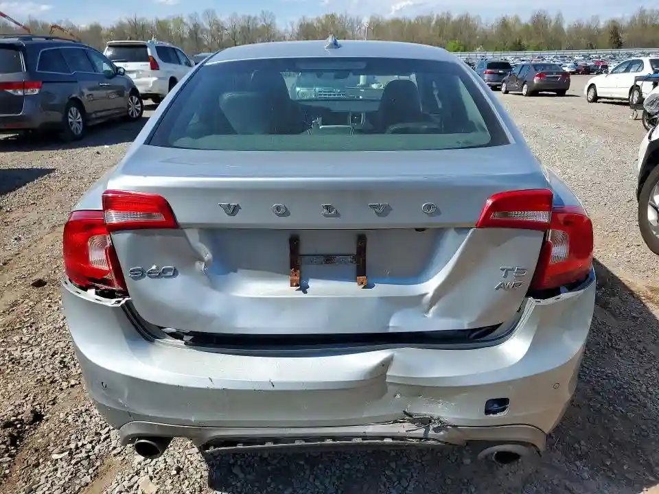 YV140MTLXH2428540 2017 VOLVO S60-5