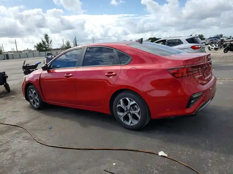 3KPF24AD8ME383793 2021 KIA FORTE LXS-1