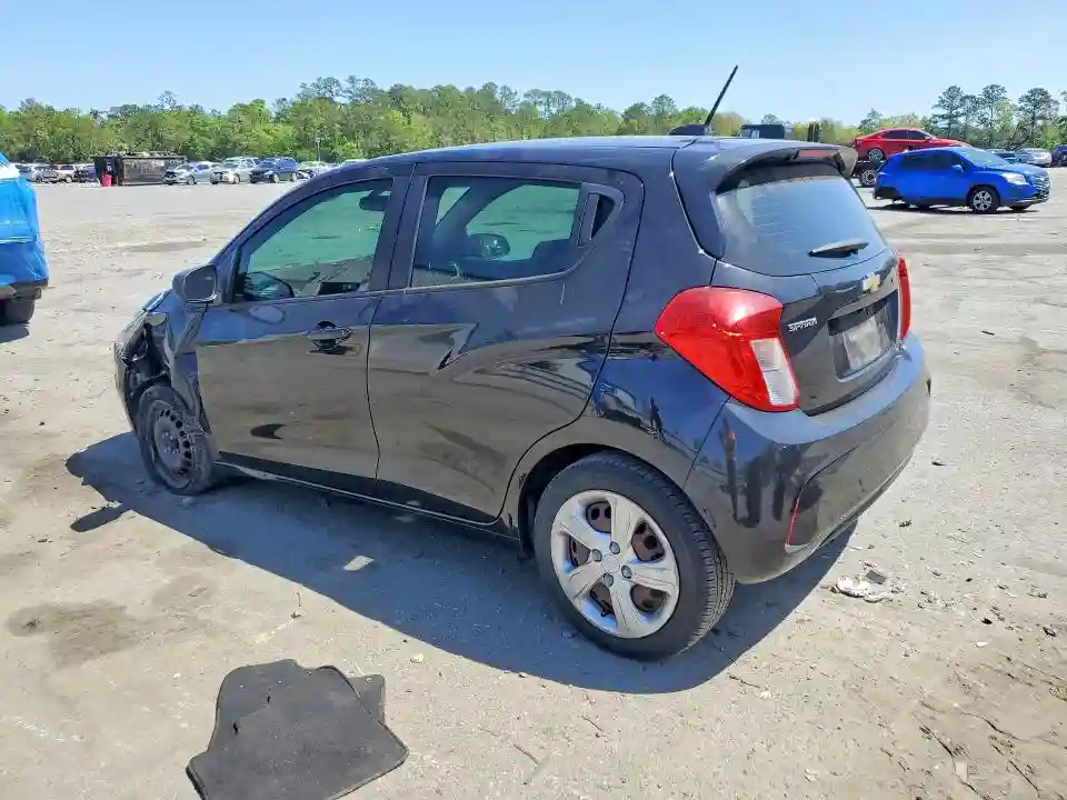 KL8CB6SA0KC760682 2019 CHEVROLET SPARK-1