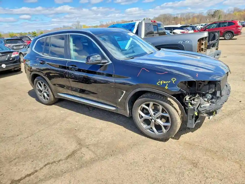 5UX53DP05R9U29460 2024 BMW X3-3