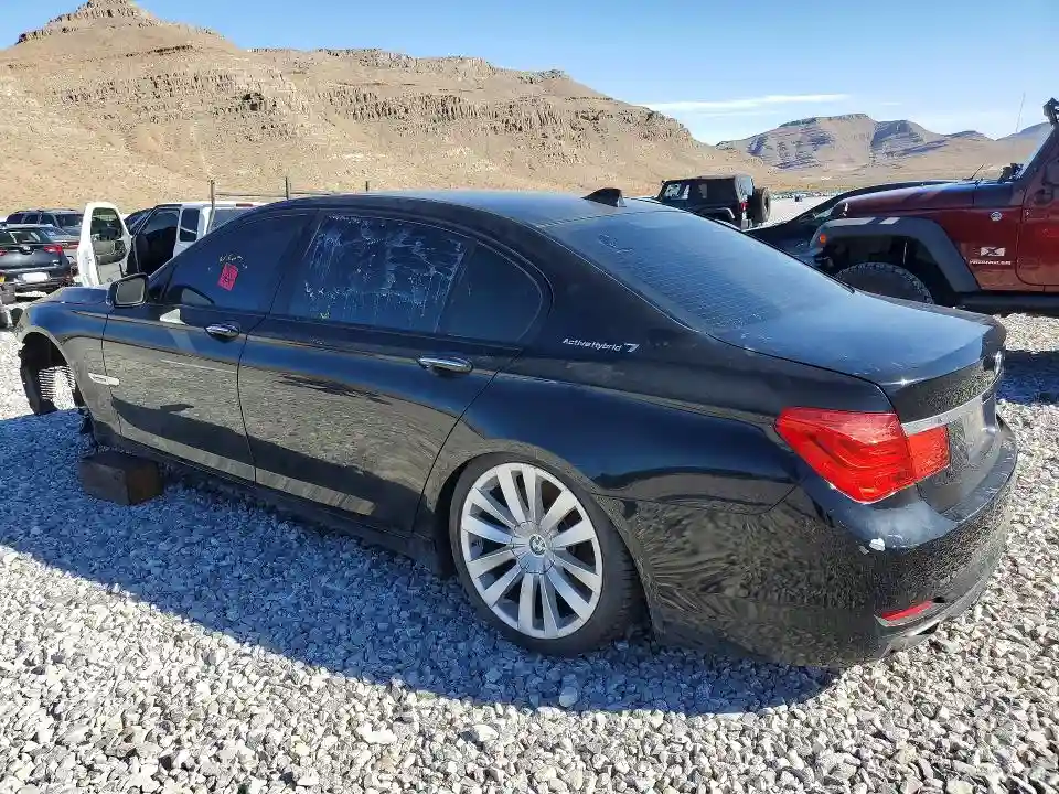 WBAKX8C53CC198440 2012 BMW 7 SERIES-1