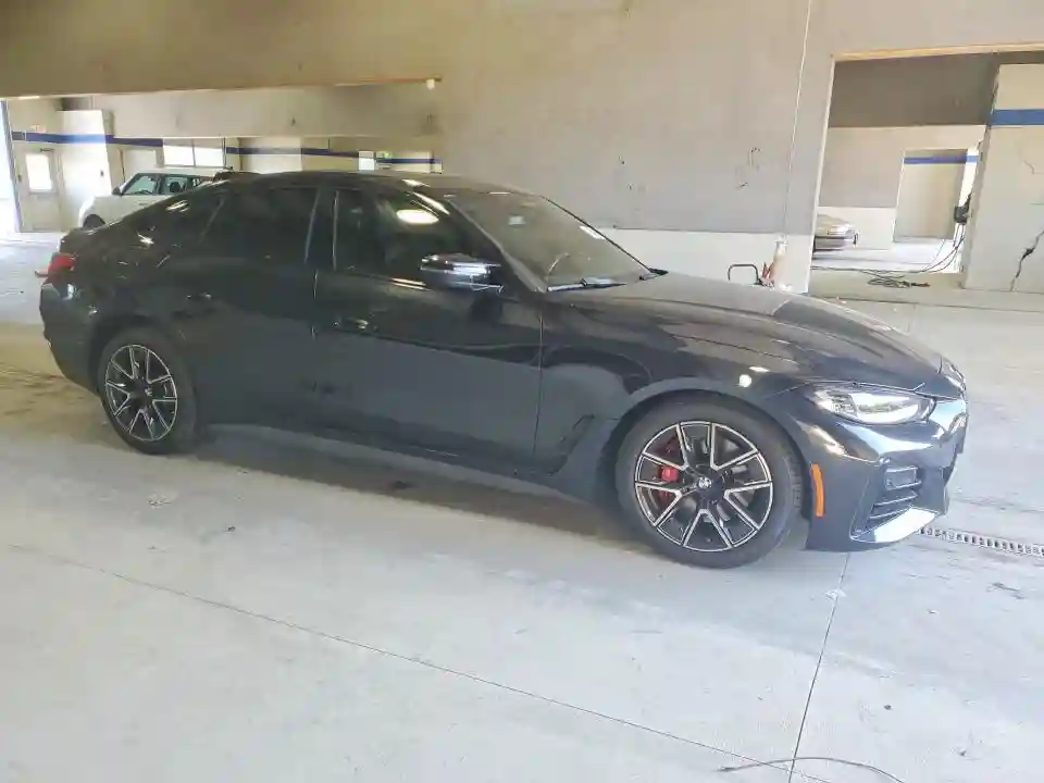WBA13AW0XNFL97596 2022 BMW M4-3