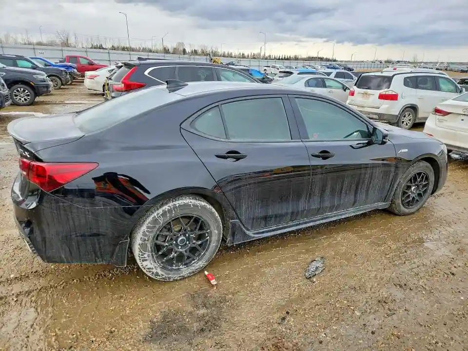 19UUB1F61JA801207 2018 ACURA TLX-2