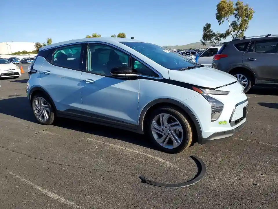 1G1FW6S09P4127074 2023 CHEVROLET BOLT-3