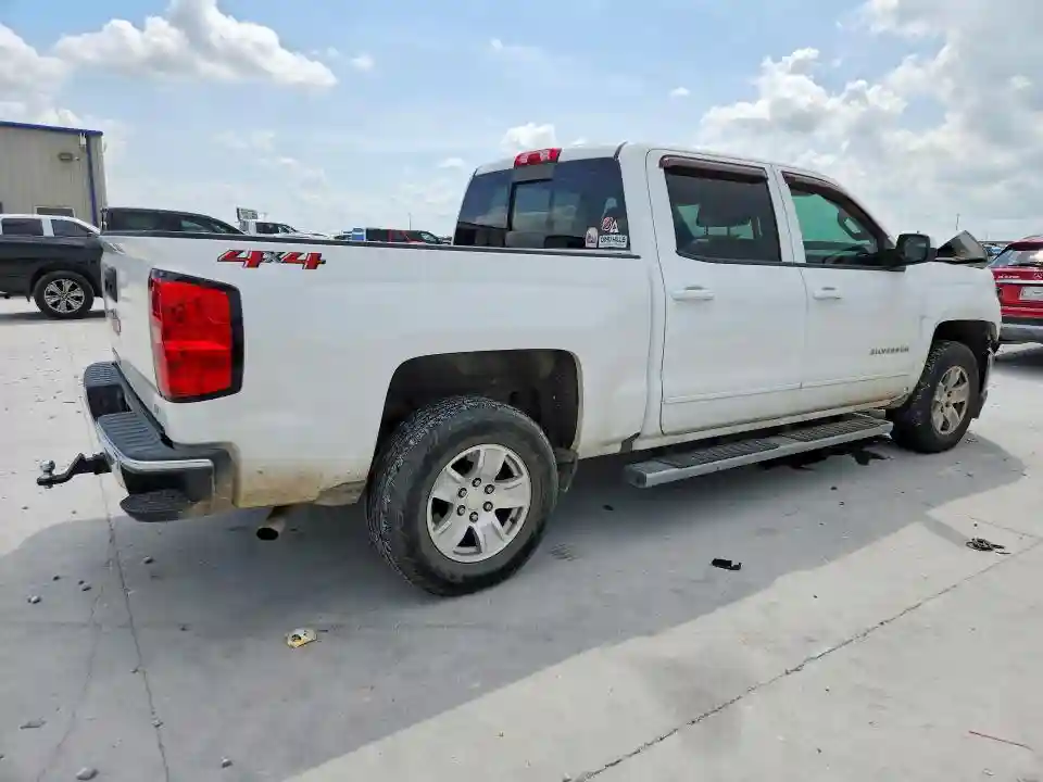 3GCUKREC5JG614705 2018 CHEVROLET ALL MODELS-2