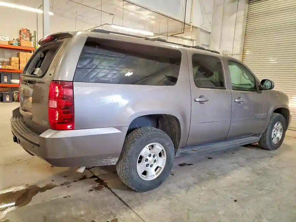 1GNSKJE71CR180899 2012 CHEVROLET SUBURBAN-2