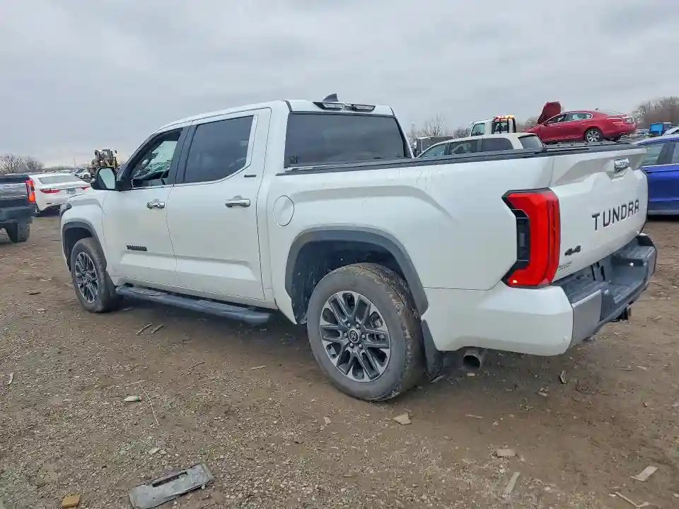 5TFJC5DB8NX004364 2022 TOYOTA TUNDRA-1