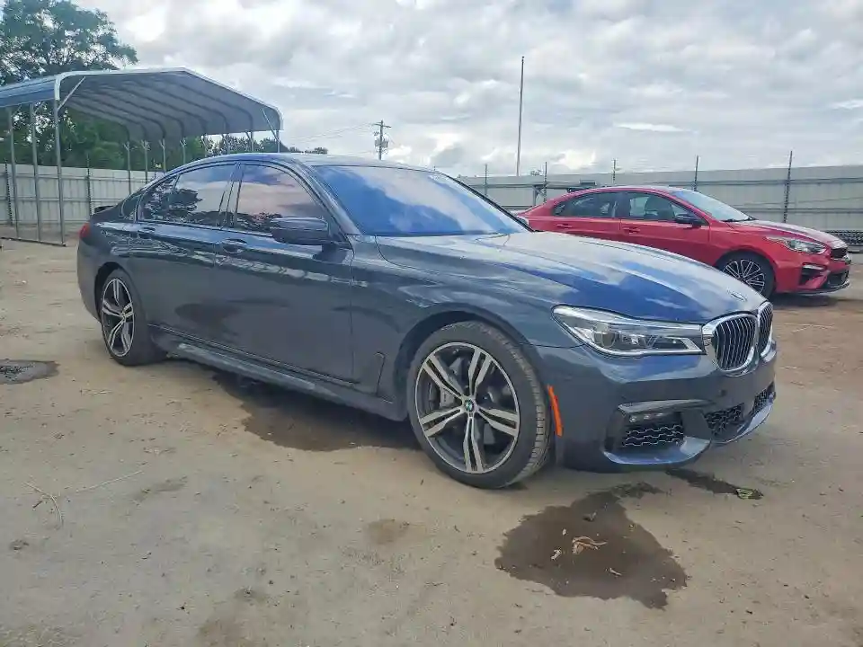 WBA7B0C57JG527278 2018 BMW 7 SERIES-3