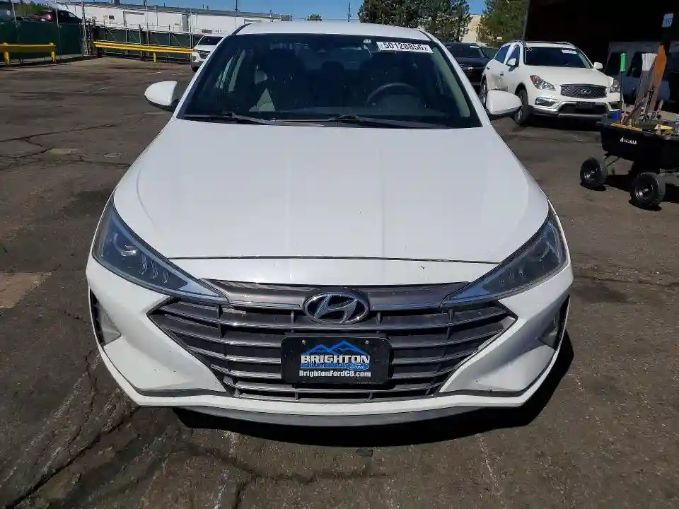 5NPD84LF0KH441358 2019 HYUNDAI ELANTRA-4