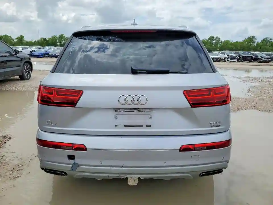 WA1VAAF71HD001105 2017 AUDI Q7-5