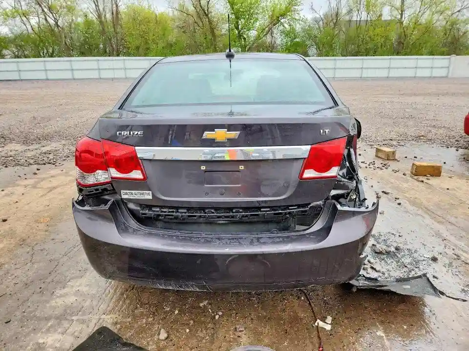 1G1PE5SB0G7107233 2016 CHEVROLET CRUZE-5