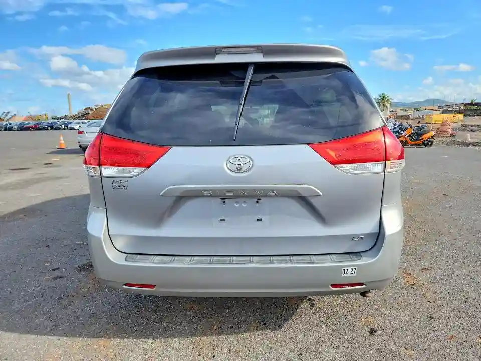 5TDKK3DC4CS237245 2012 TOYOTA SIENNA-5