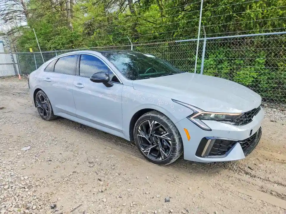 KNAG64J76S5277626 2025 KIA K5-3
