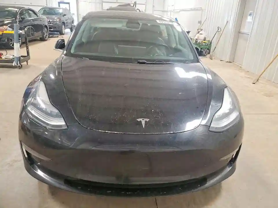 5YJ3E1EB5KF385669 2019 TESLA MODEL 3-4