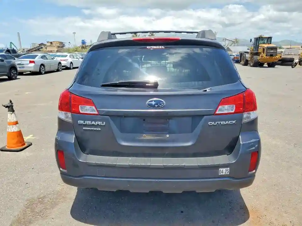 4S4BRCGC8B3330451 2011 SUBARU OUTBACK-5