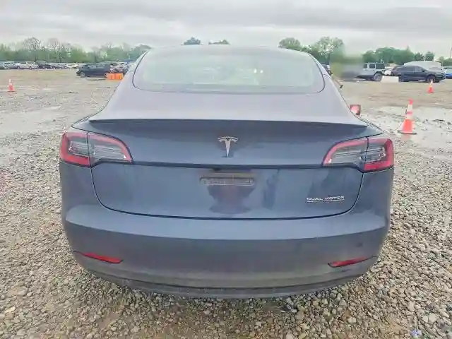 5YJ3E1EC2PF686514 2023 TESLA MODEL 3-5