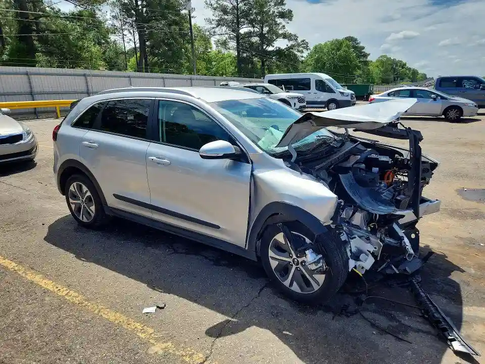 KNDCC3LG9L5062714 2020 KIA NIRO EV-3