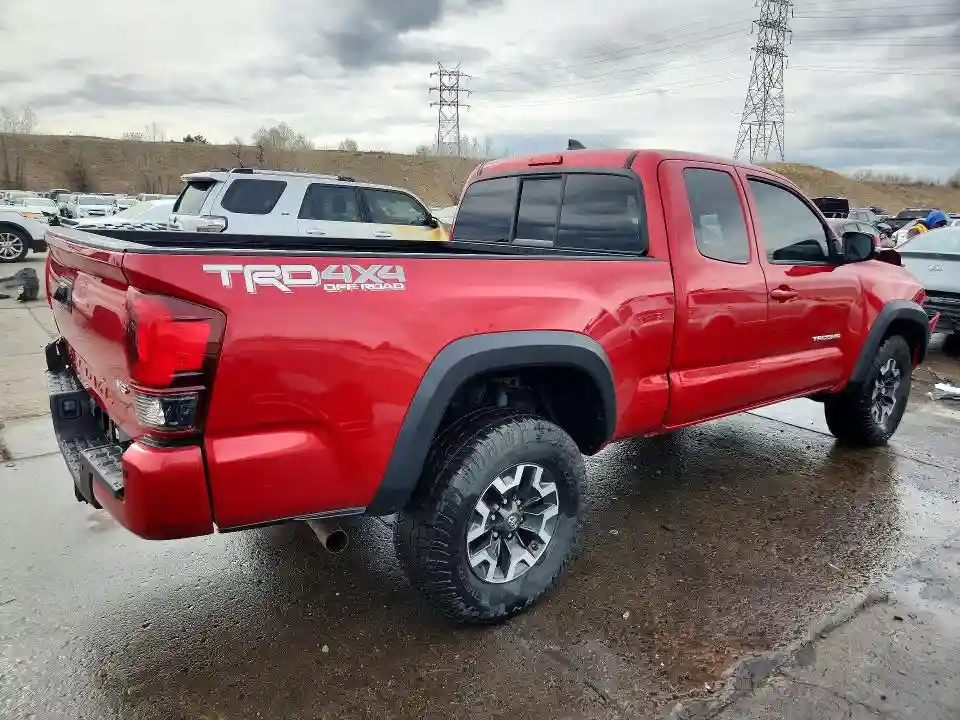 5TFSZ5AN2JX165076 2018 TOYOTA TACOMA-2