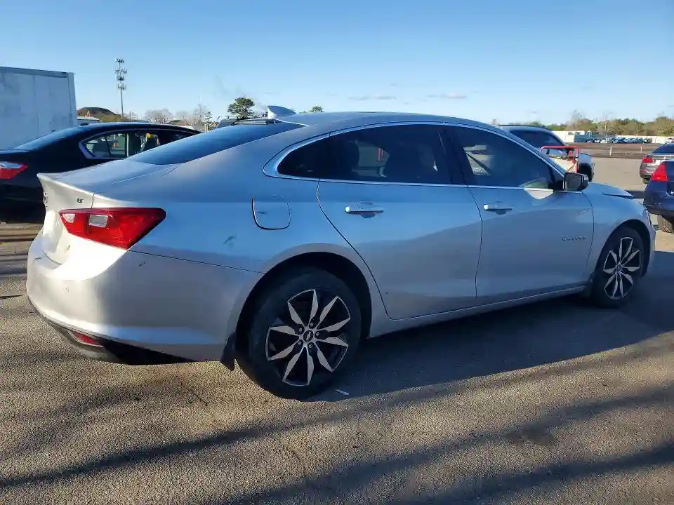 1G1ZD5ST1JF137746 2018 CHEVROLET MALIBU-2